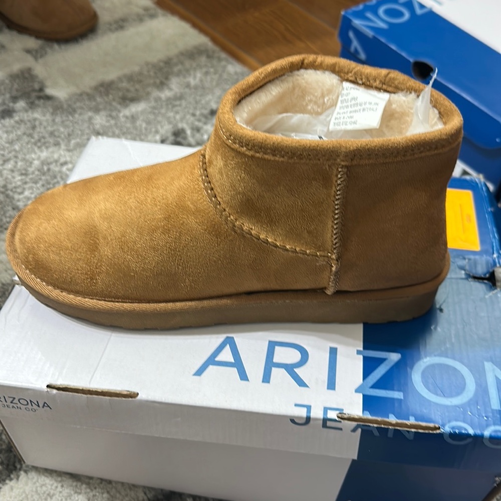 Arizona spring cognac boots new